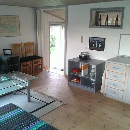 Holiday Madsens A- 2845